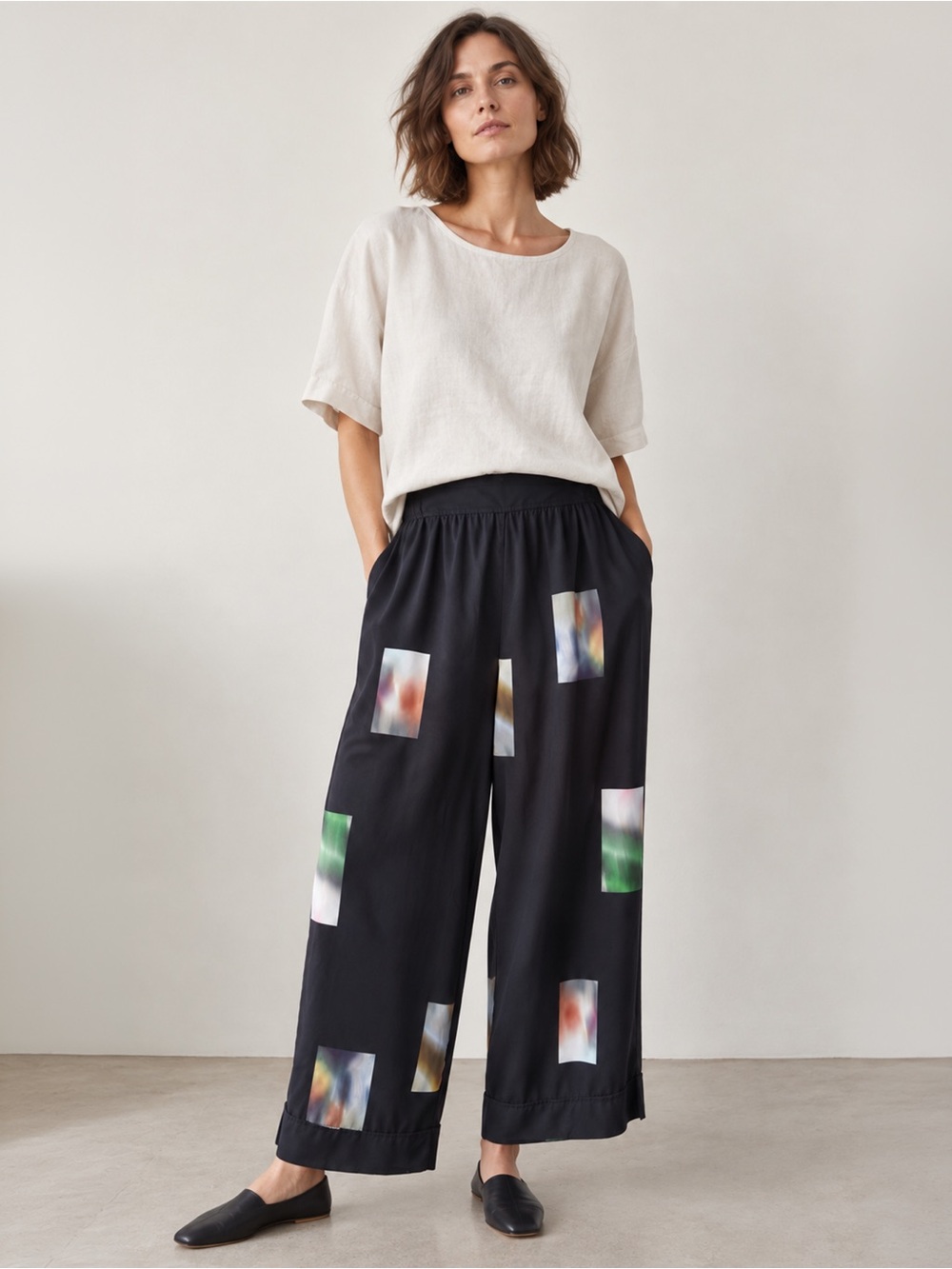 Elk - Printed Wide Leg Pull-On Pants Abstract Rectangle Print - Navy Multi